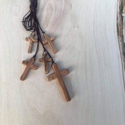 Croix en bois d'olivier - Petit modèle